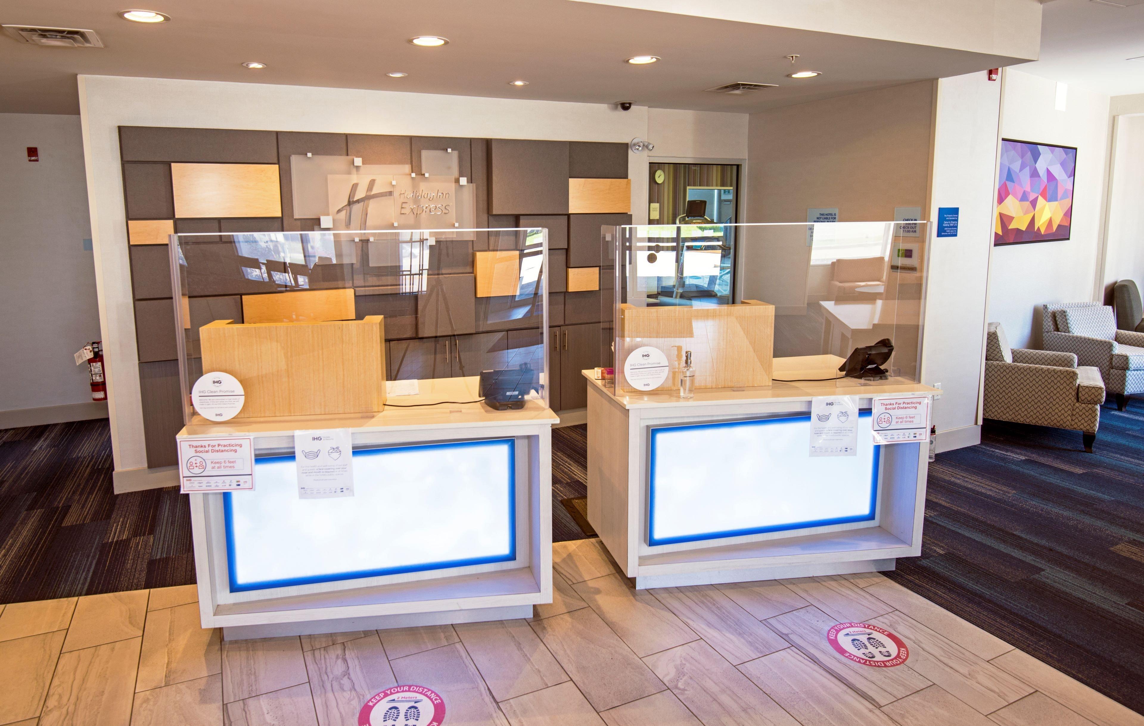 Holiday Inn Express - Red Deer North By Ihg Bagian luar foto