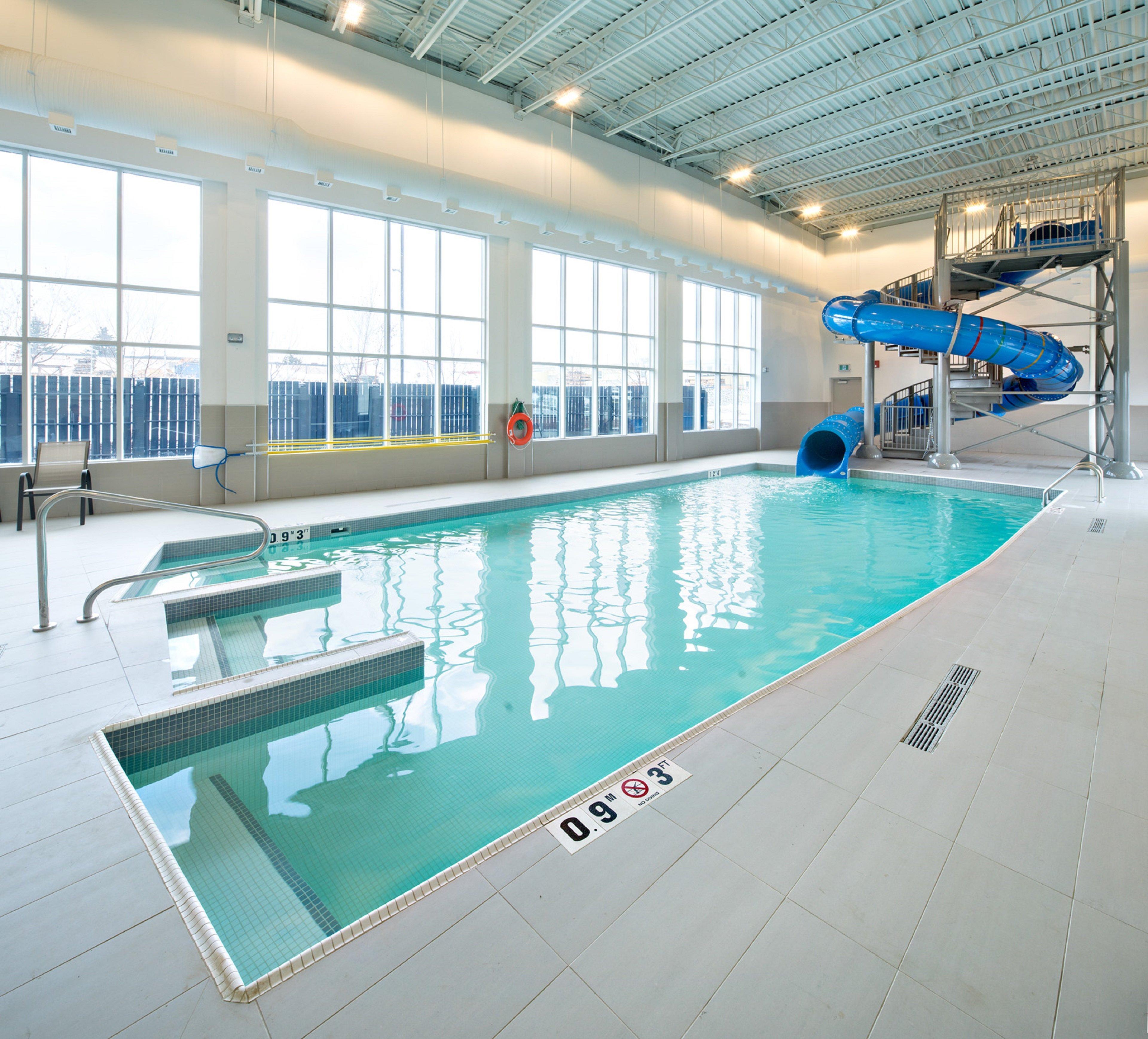 Holiday Inn Express - Red Deer North By Ihg Bagian luar foto